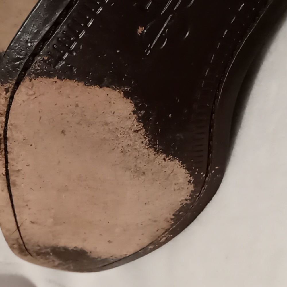 Cole Haan - Picture 7 of 10